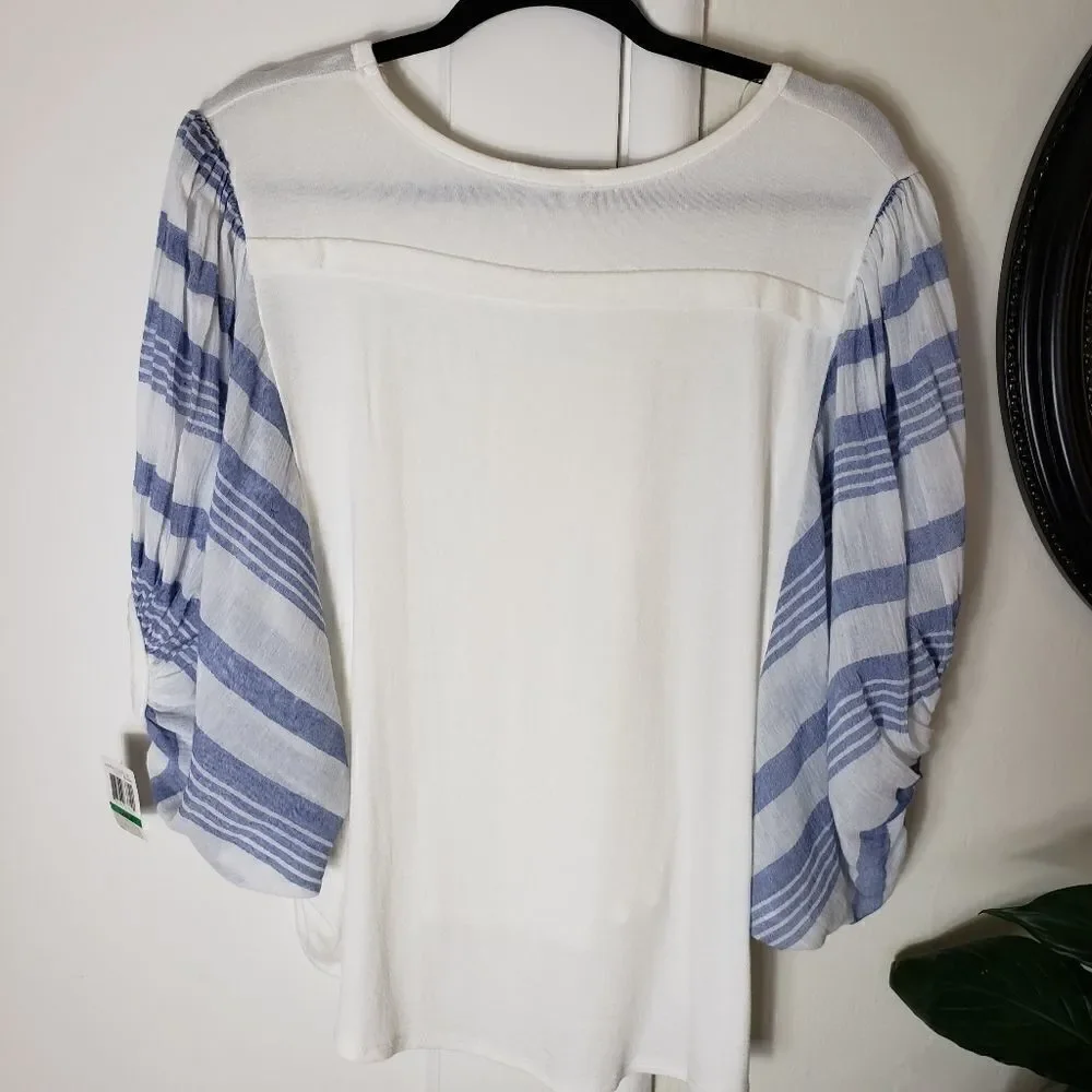 K&C Wing Sleeve High Low Blouse - Picture 7 of 7